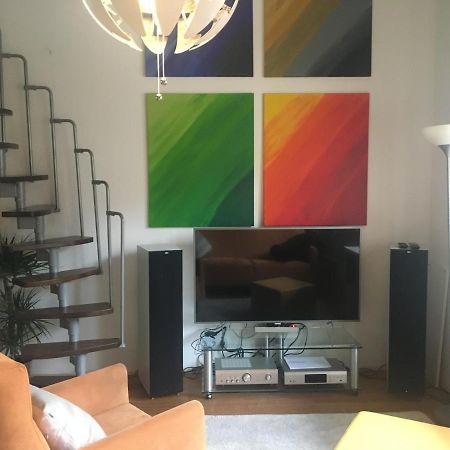 Wiesbaden Mitte, Apartment Mit Galerie Buitenkant foto