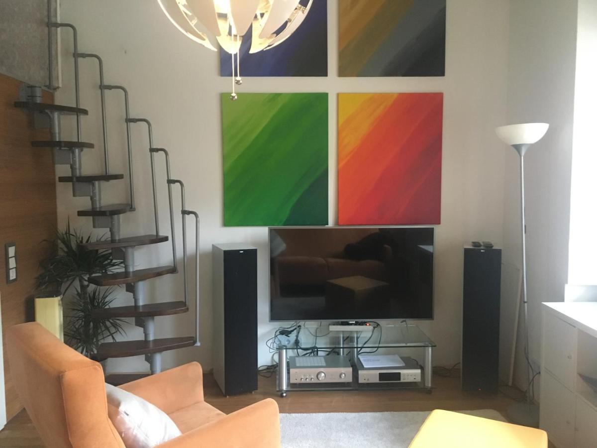 Wiesbaden Mitte, Apartment Mit Galerie Buitenkant foto